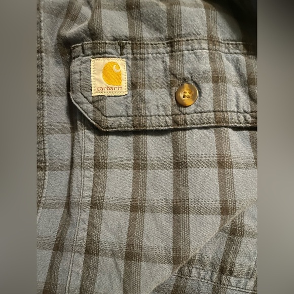 CARHARTT medium plaid button up shirt original fit - Picture 4 of 6